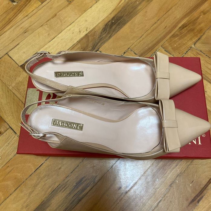 Босоніжки, туфлі Basconi 38 розмір