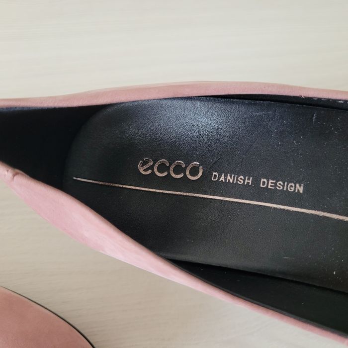 Туфлі шкіряні Оригінал Ecco Shape 75 Sleek 269003 рр.39