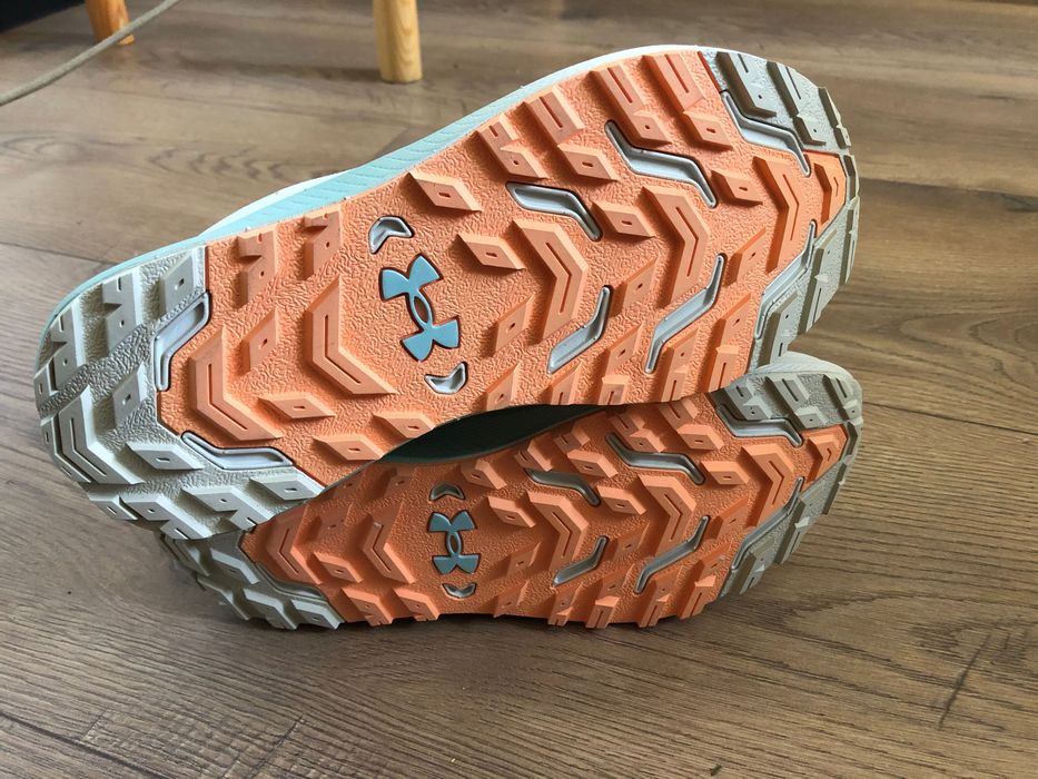 Buty outdoor Under Armour 38