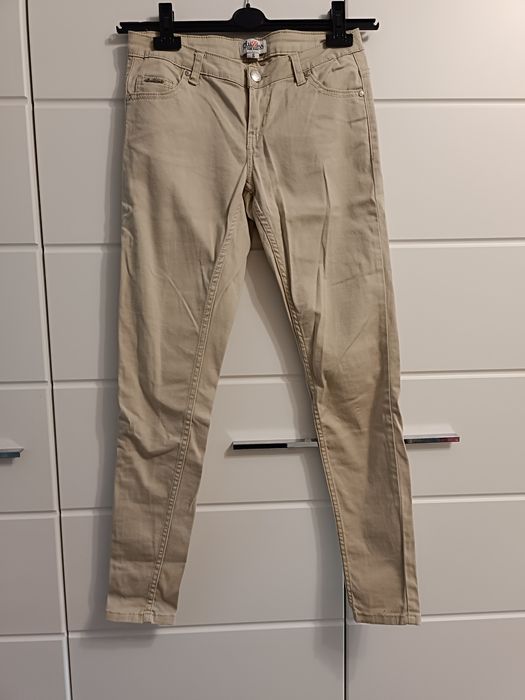 Spodnie używane 36 beżowe