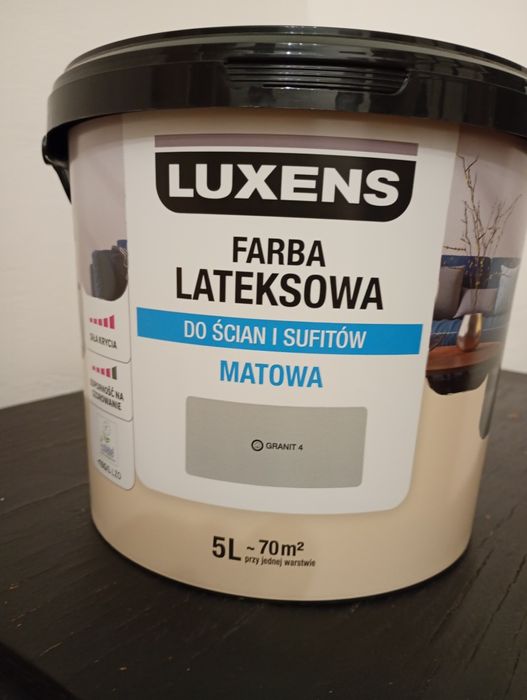 Farba lateksowa .
