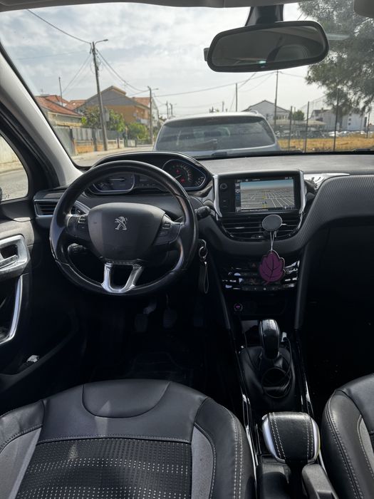 Pegeout 2008 1.2 puretech