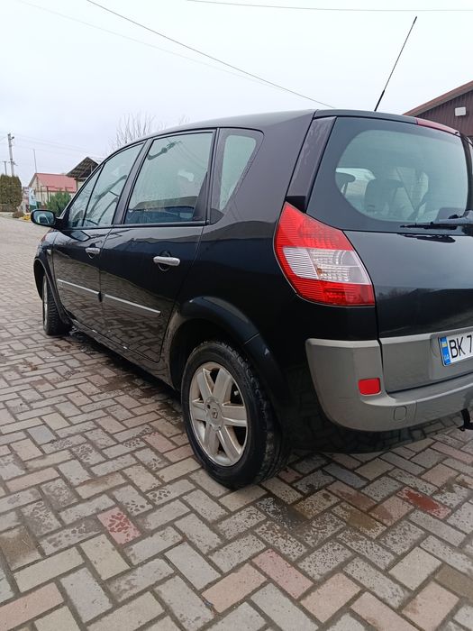 Продам автомобіль Рено Сценік2