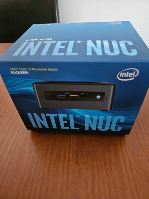 Intel NUC i3 16GB Ram 250GB SSD mini Pc