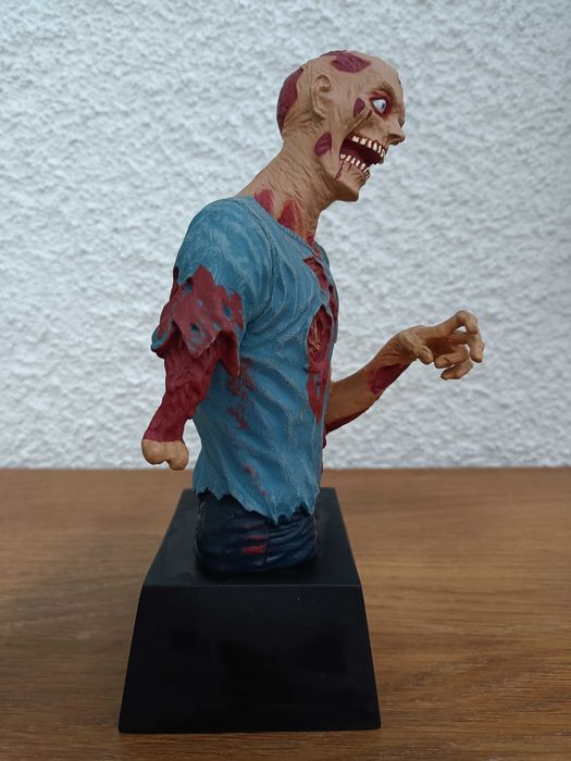 The Walking Dead: Zombie Vinyl Bust Bank 2013 Diamond Select Toys