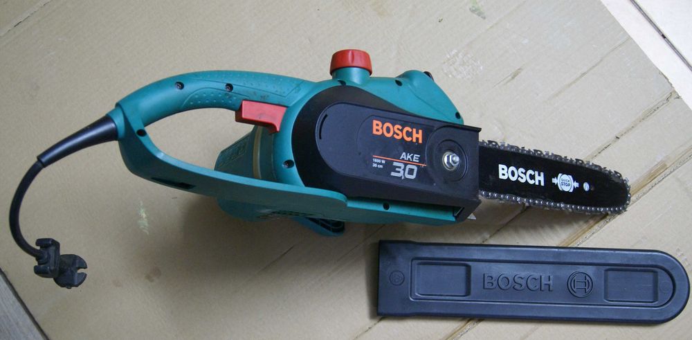 Piła łańcuchowa elektryczna BOSCH