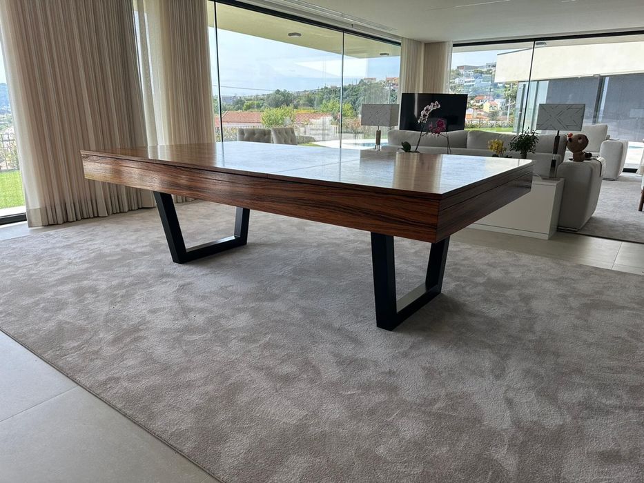 Mesa de refeicoes e Snooker