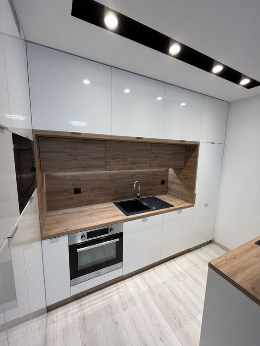 Mieszkanie  2 pokojowe z  duzy balkonem i garazem