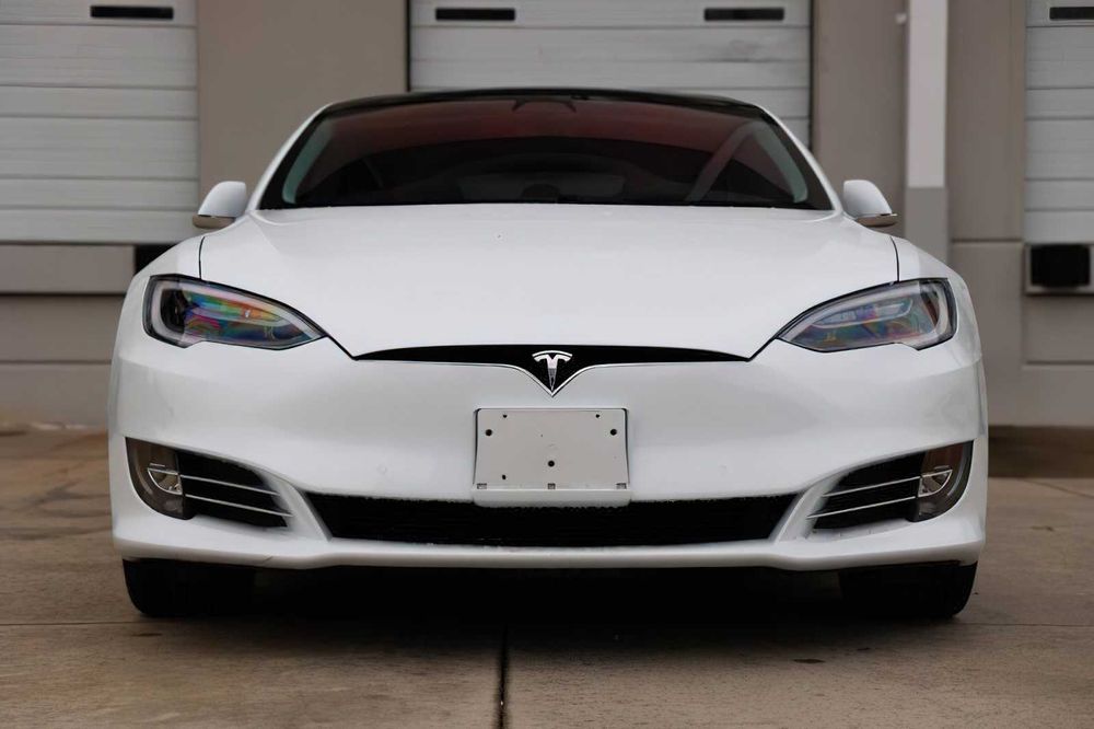 Tesla Model S 100D      2019