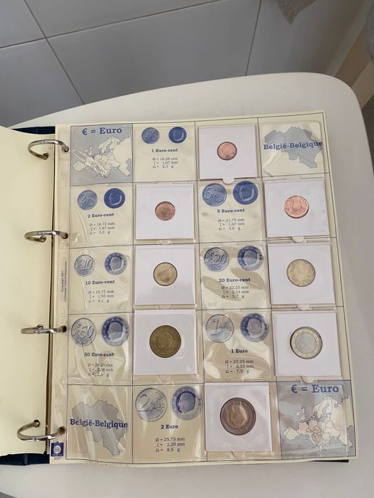 Álbum Euro c/ moedas antigas