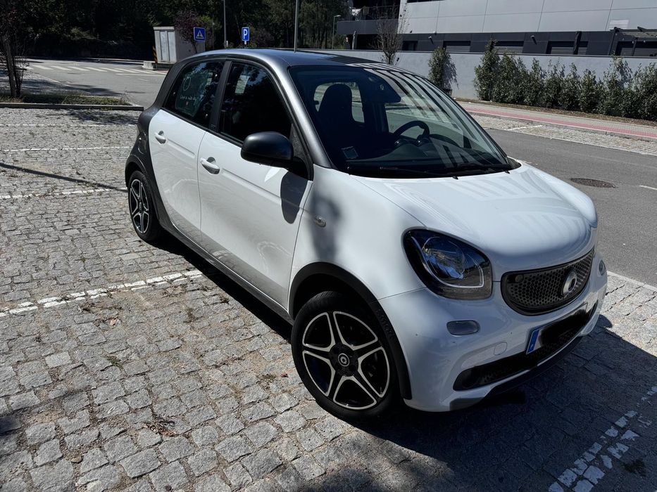 Carro Smart forfour