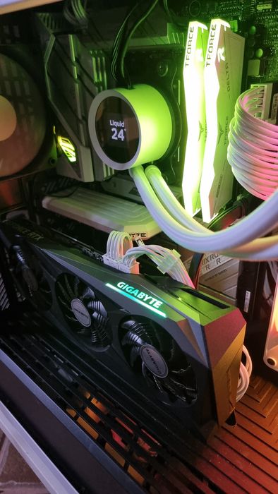 GPU - Placa Gráfica Gigabyte RTX 3060ti Gaming OC Pro