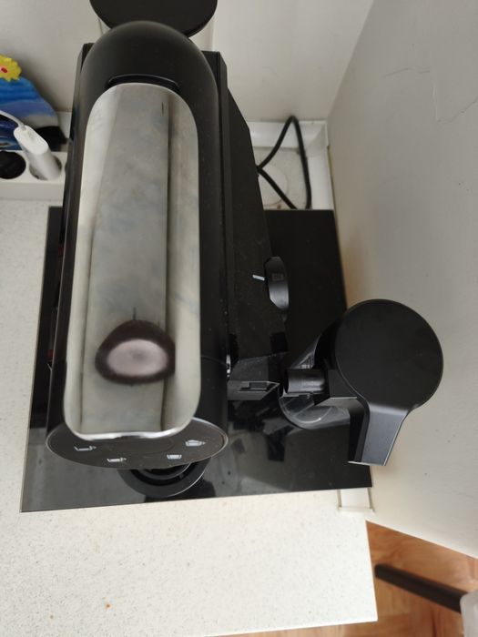 Máquina de café Delta Q (com leite)