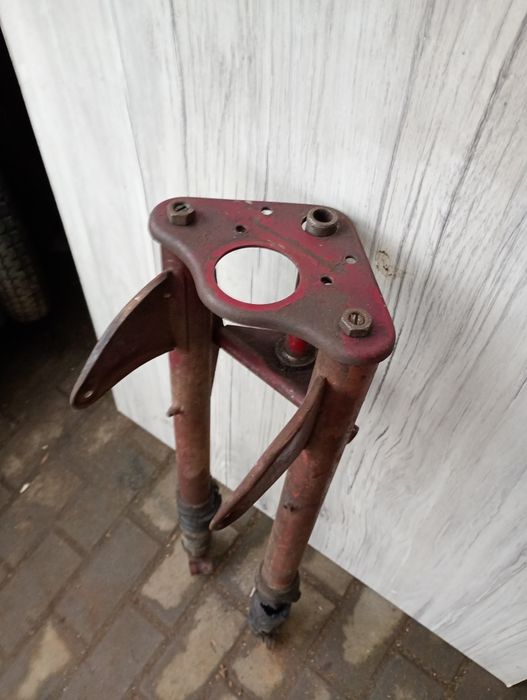 Wfm przód przednie zawieszenie lagi półka chorągiewka WSK