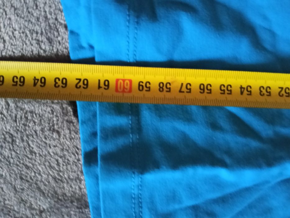 Koszulka polo S z metki pisze L