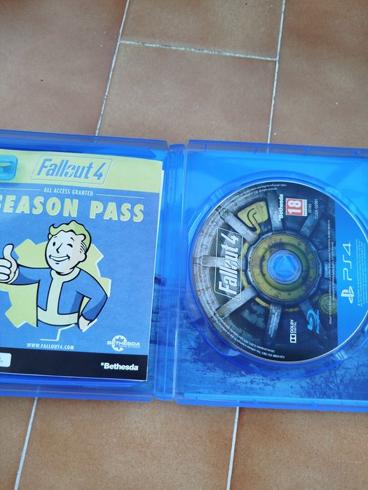 Jogo Fallout 4 PS4