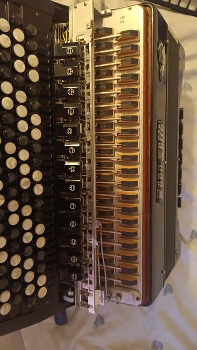 Sprzedam akordeon guzikowy marki Zero Sette