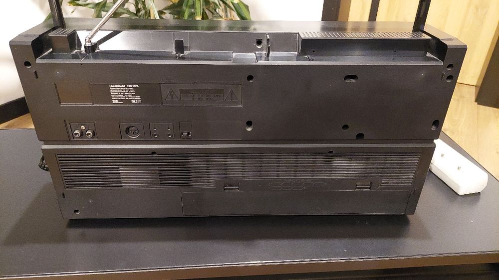 Uniwersum ctrl 2076