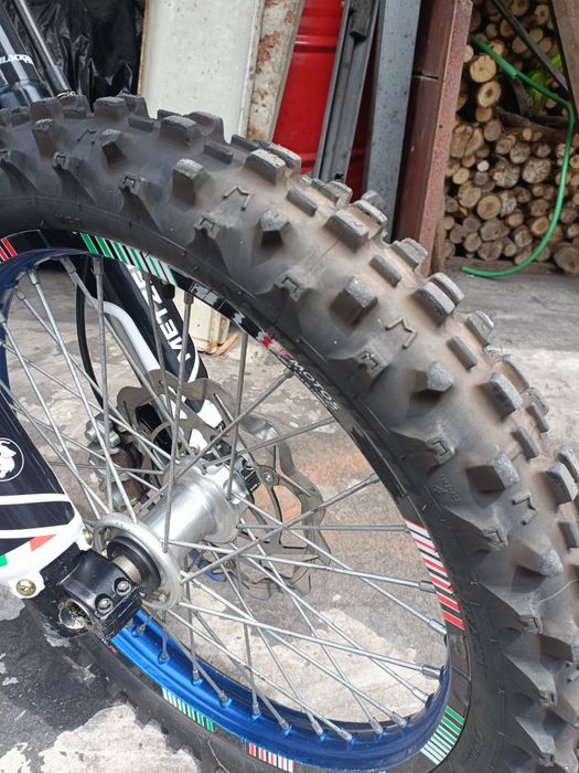 TM 250 Fi com M. Arranque