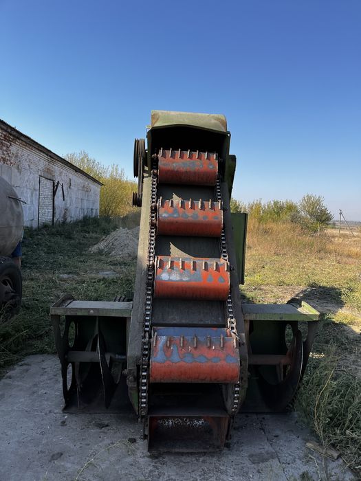 Продам Р-6 КПШ-6 ковшовий зернопогрузчик.