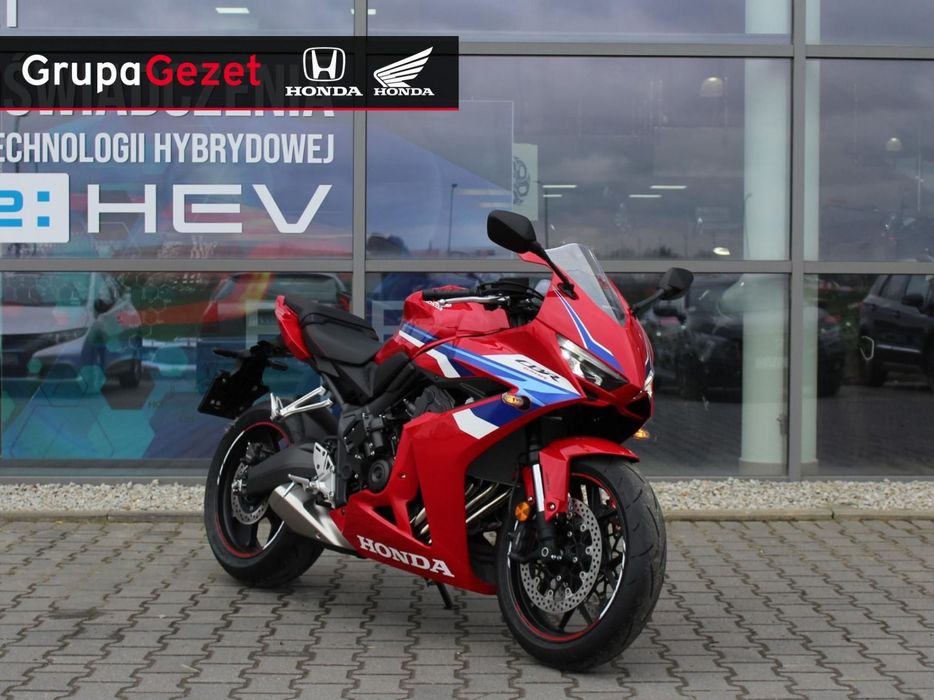 Honda CBR 650R ABS, Kontrola trakcji, E-Clutch, *dostępne inne kolory* 2026