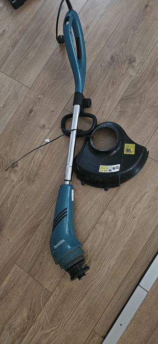 Podkaszarka Makita ur3000