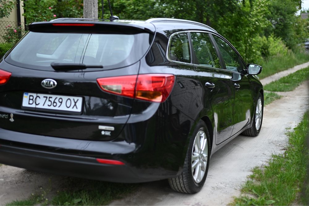 Продам Kia ceed 2016