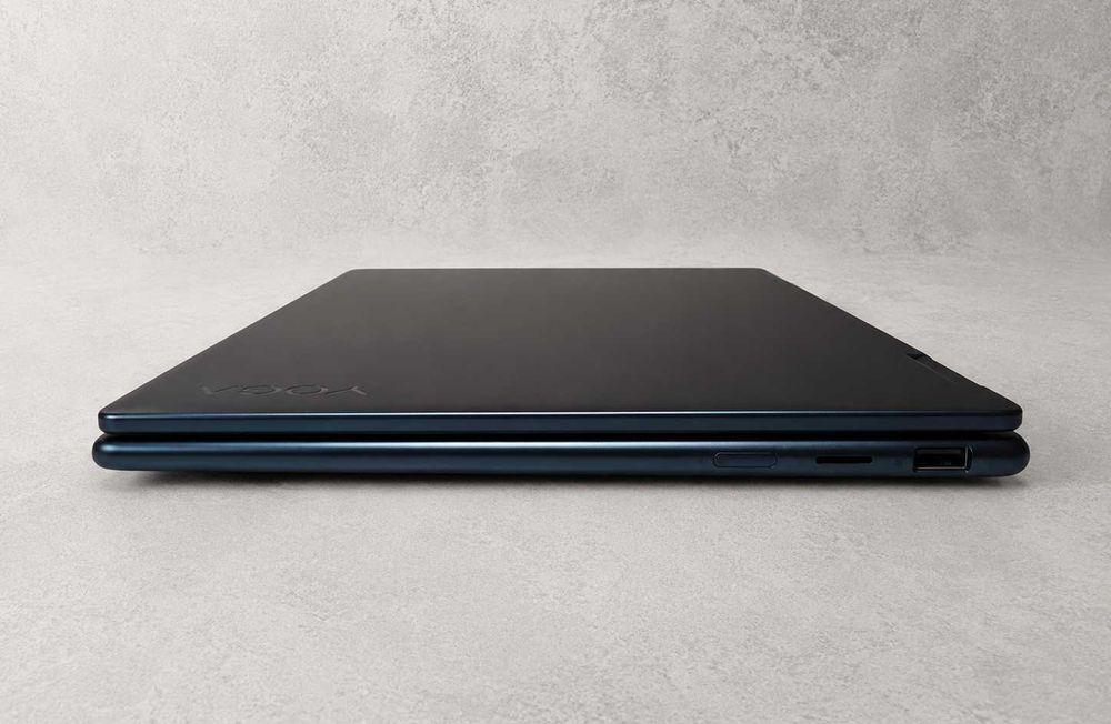 Ультрабук-трансформер 14" Lenovo Yoga 7 14IRL8 OLED i7-1360P 16Gb DDR5 SSD M.2 1Tb NVMe 2880×1800 (2.8K), Multi-Touch, 90Hz + Ліцензія Windows 11 Pro