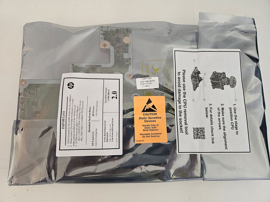 Vendo mainboard p/HP 800 G4 All-in-one PN: L20214.601
