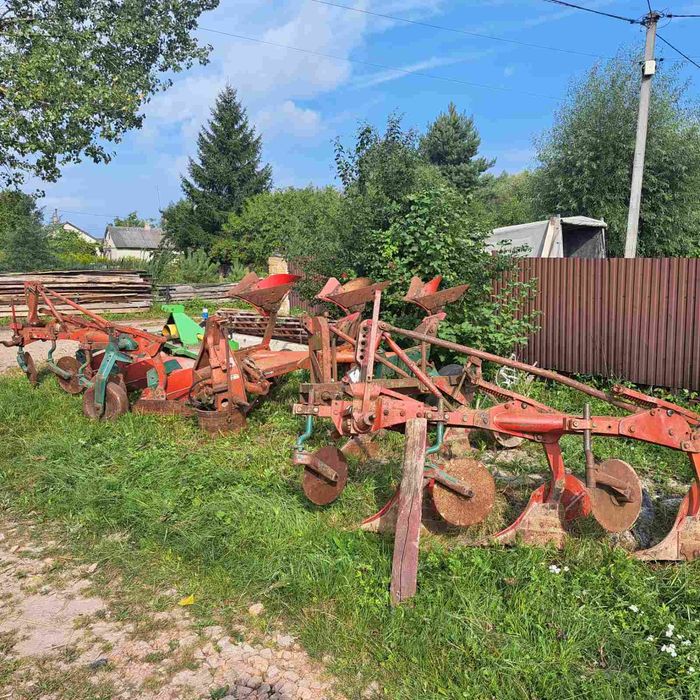 Плуг двох трьох  чотирьх оборотні