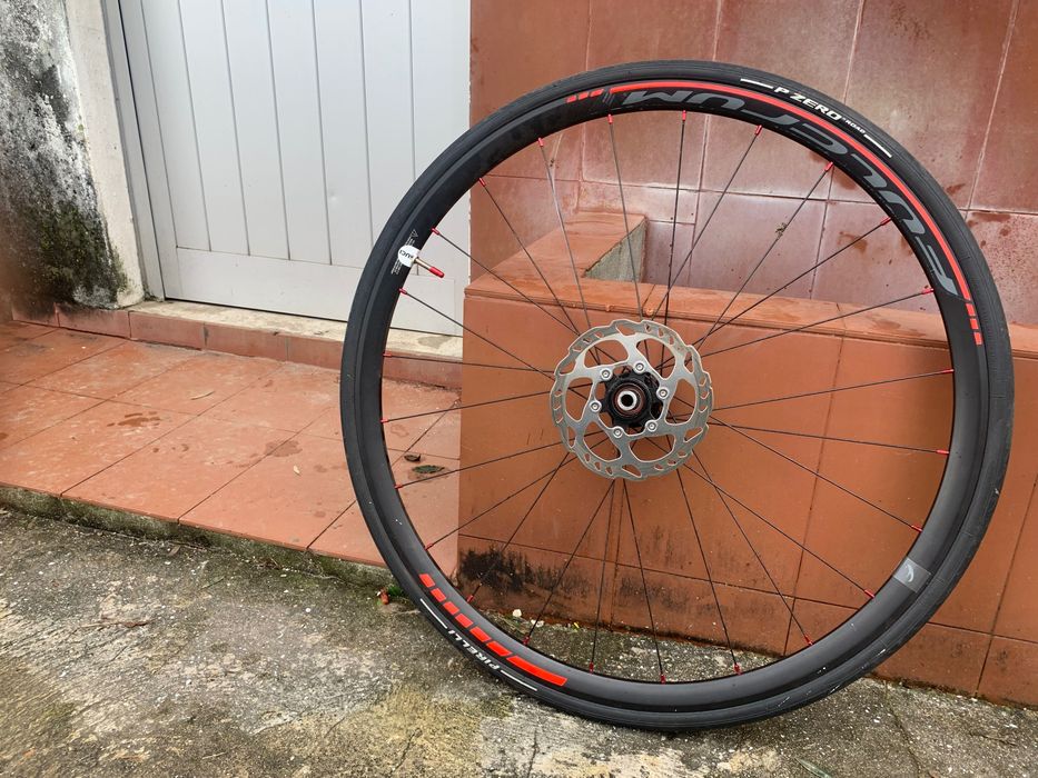 Bicicleta clássica e jantes