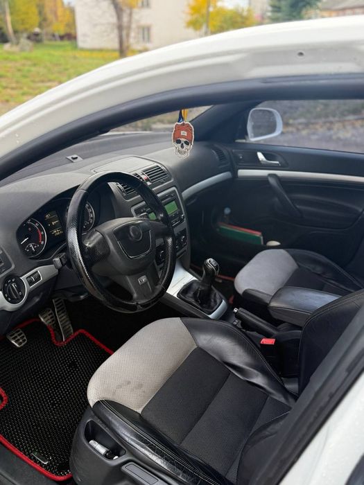 Продам Skoda A5 RS