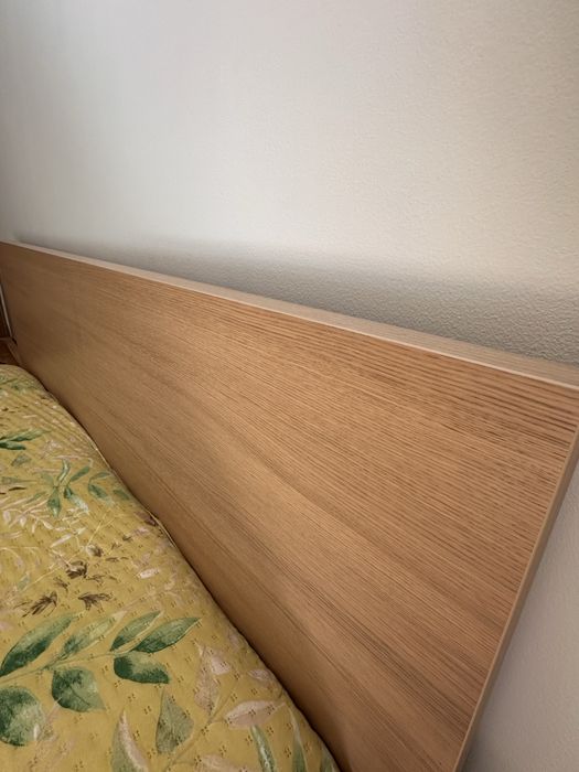 Cama de casal com arrumação e colchao