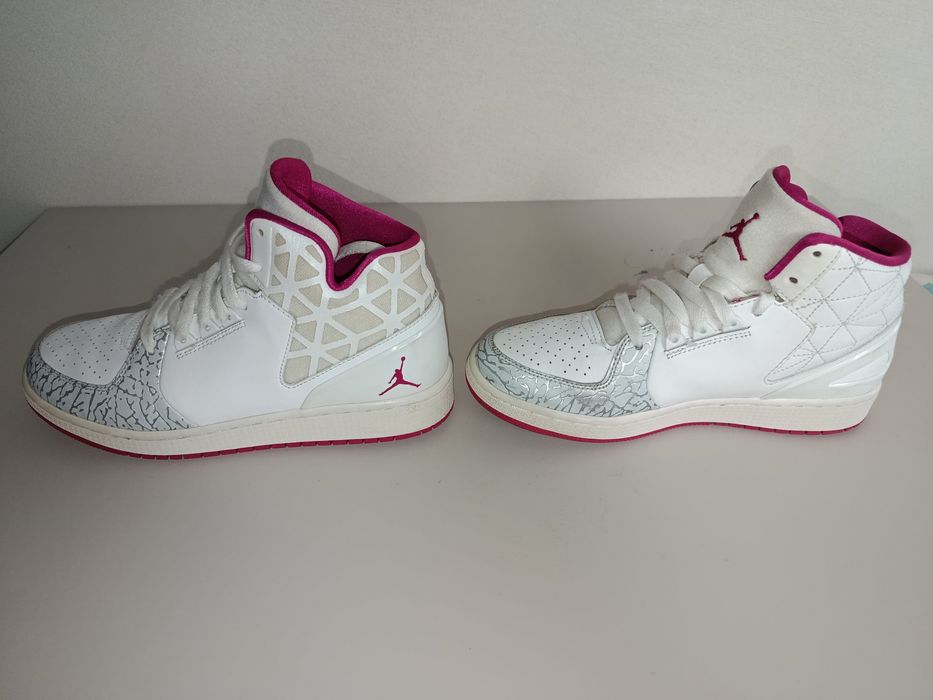 Jordan nr 37.5--23.5 cm