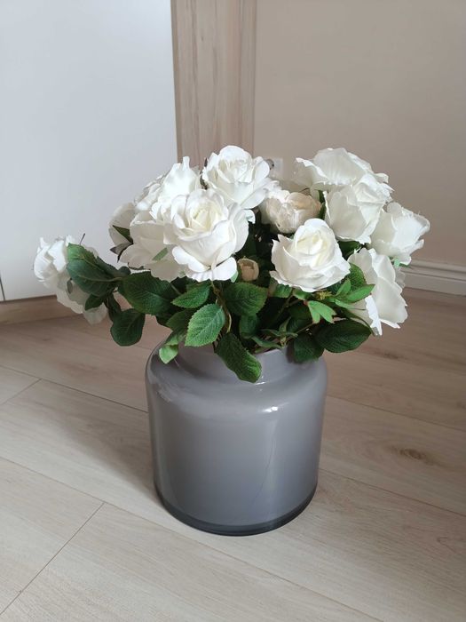 Kwiaty sztuczne różne kremowe bukiet kwiatów wazon