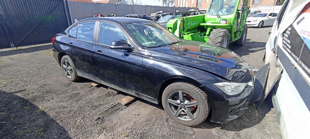 bmw 320 d  n47d20c  163 km f30 lak 475 samochód na części
