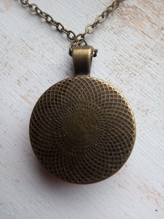 Wisiorek - klasyka malarstwa