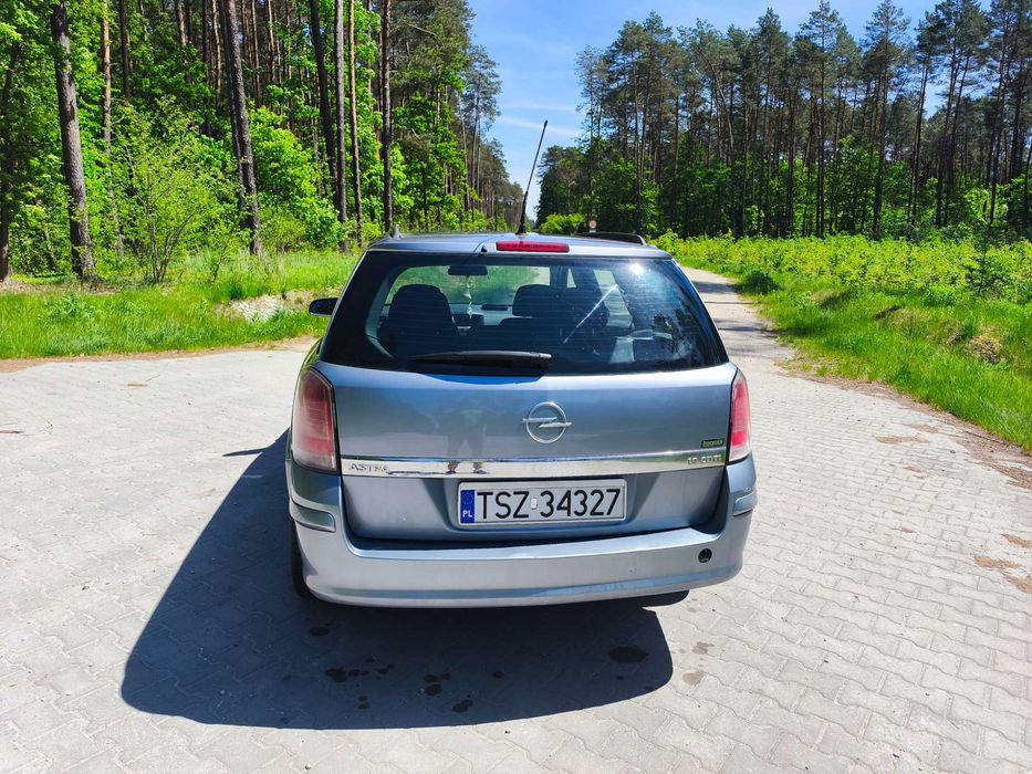 Opel Astra h 1.9 cdti