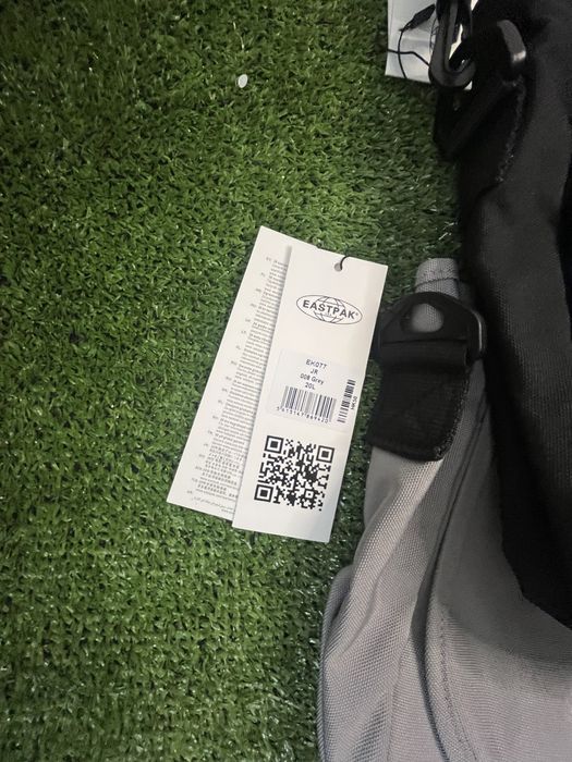Сумка истпак eastpak велика через плече
