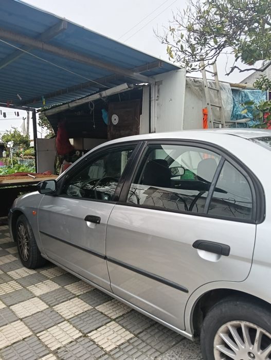 Honda civic 4dr 2002