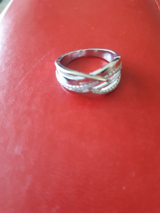 Srebrny pierścionek