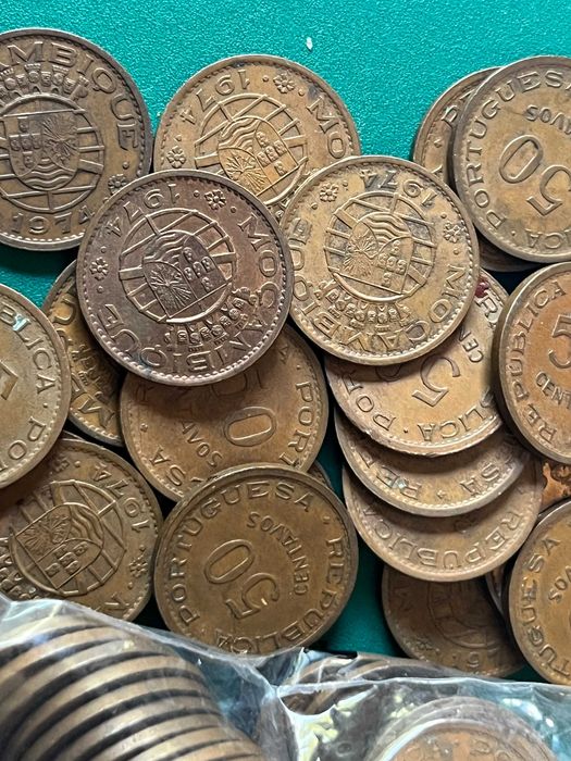Moedas de Moçambique - 50 centavos em bronze - x82 unidades