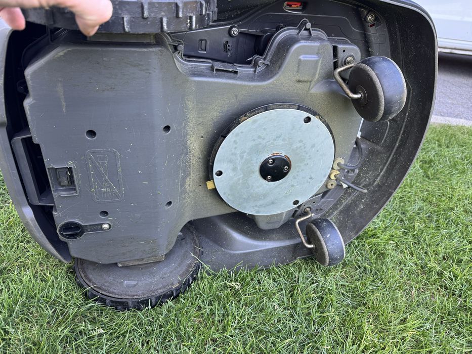 Profesionalna kosiarka automatyczna Husqvarna Automower 550