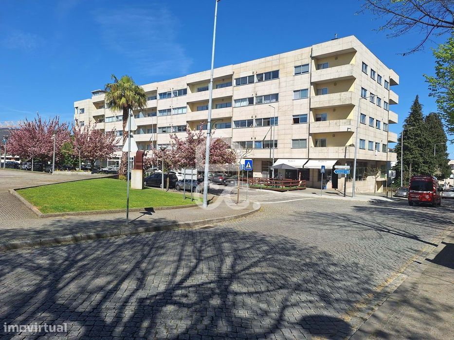 Apartamento T2, Silvares, Pias, Nogueira e Alvarenga, Lousada — Silvares, Pias, Nogueira E Alvarenga, Porto
