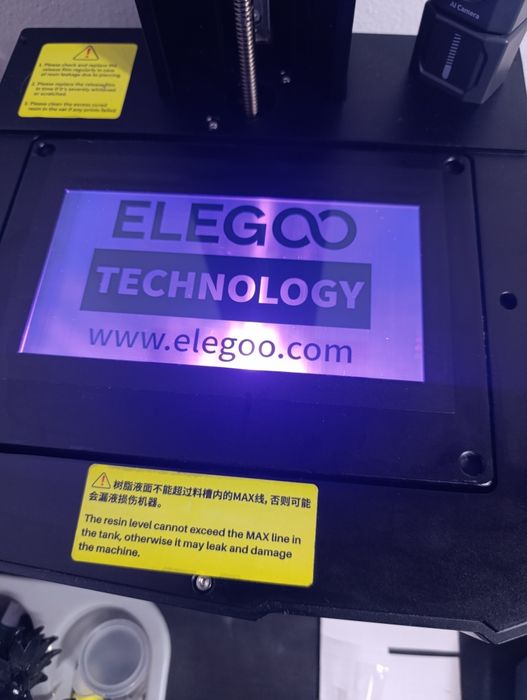 Impressora 3D Elegoo Mars 5 ultra impecável.