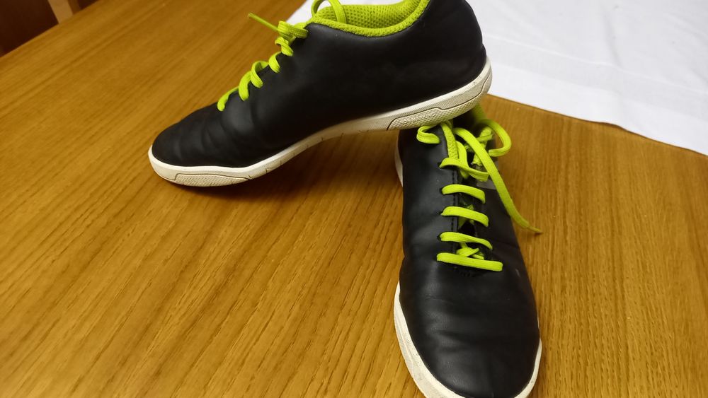 Buty Kipsta rozmiar 32 non marking