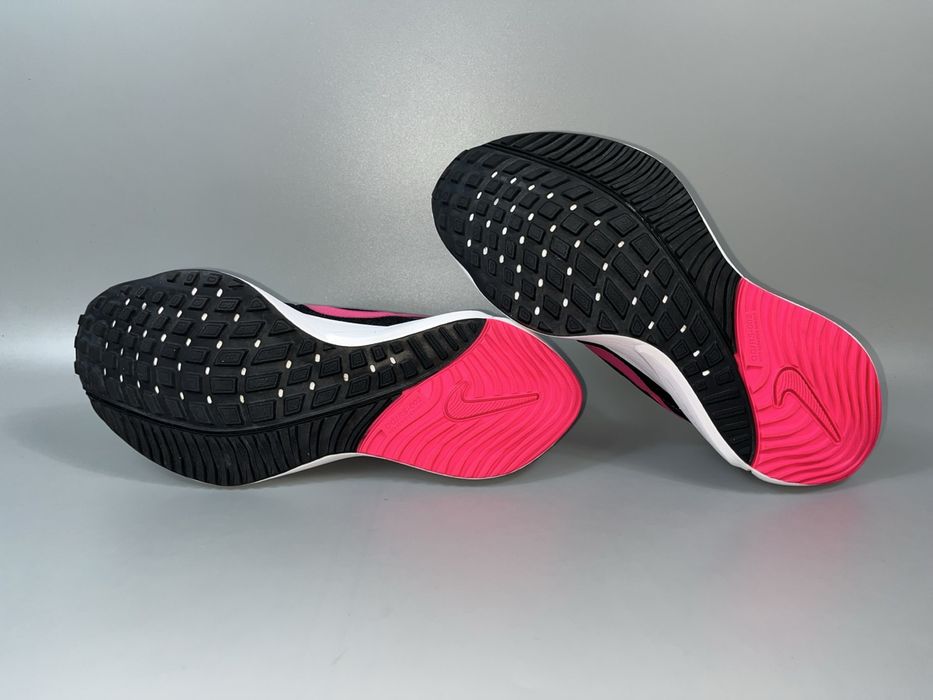 Кросівки Nike Vomero 16 36.5 розмір (по стельке 23 см)