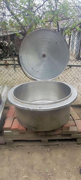 Продається БУ казан