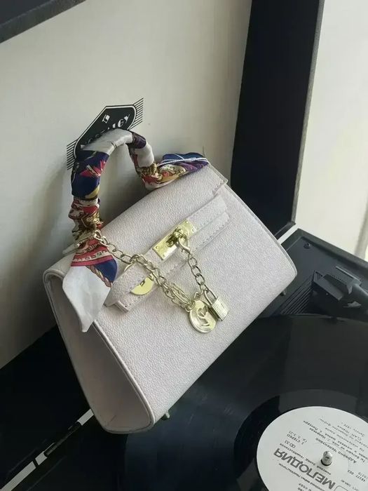 Сумочка Хермес жіноча шкіряна Повний комплект сумка Hermes Kelly біла через плече кросбоді