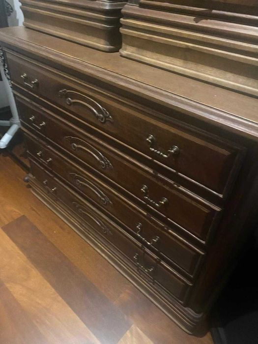 Sofá 3+2 lugares, Cómoda, Topo de cama, mesas de cabeceira e colchão